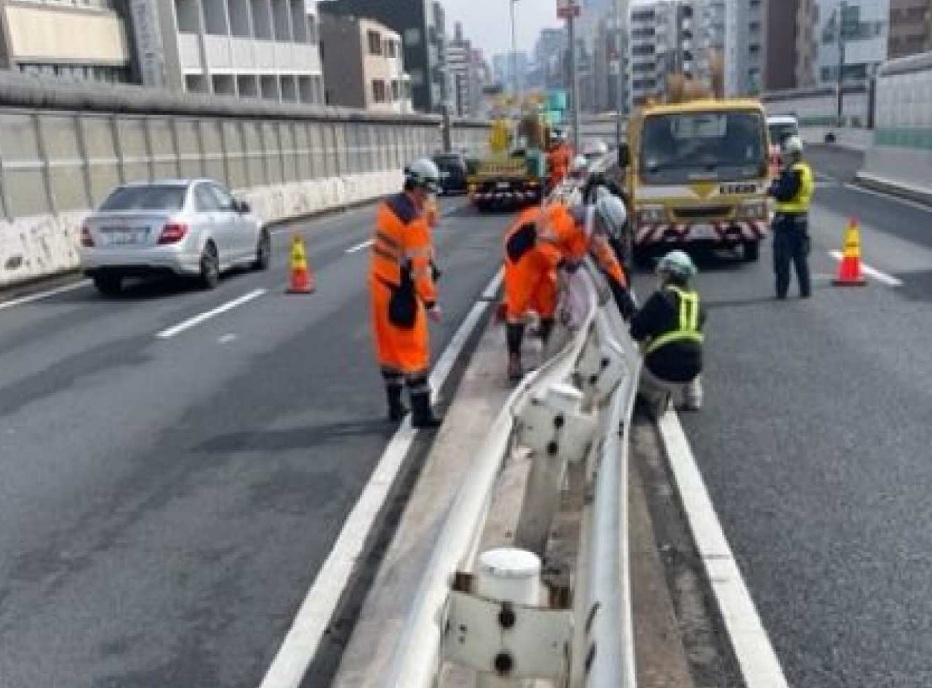 高速道路の維持管理業務◆経験・資格不問◆初任給３０万円以上